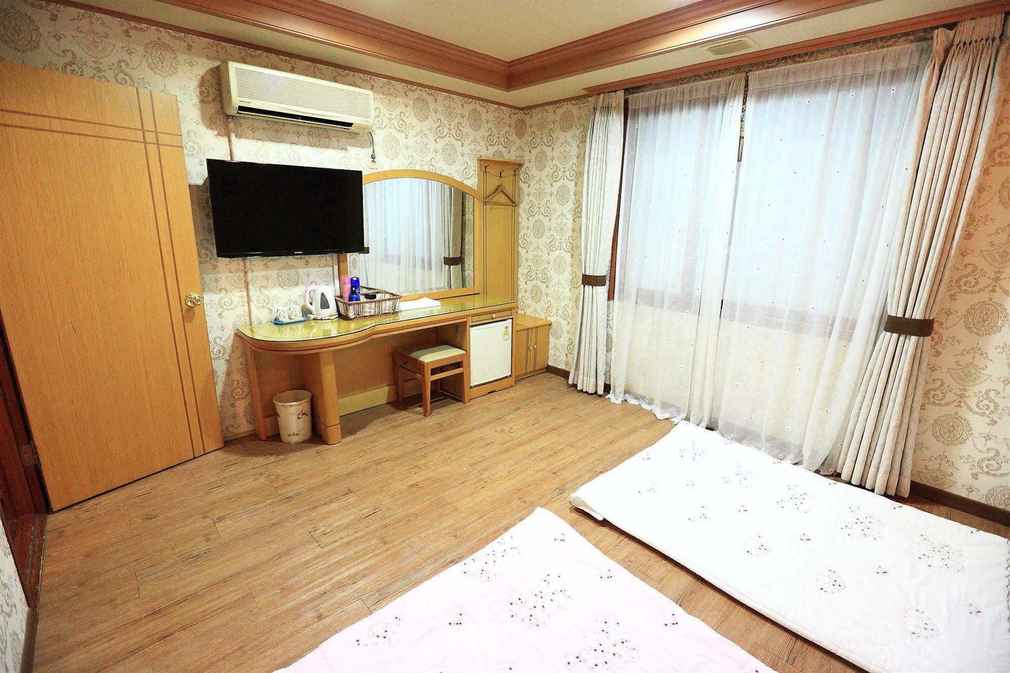 Jeju Olleh Hotel Ngoại thất bức ảnh